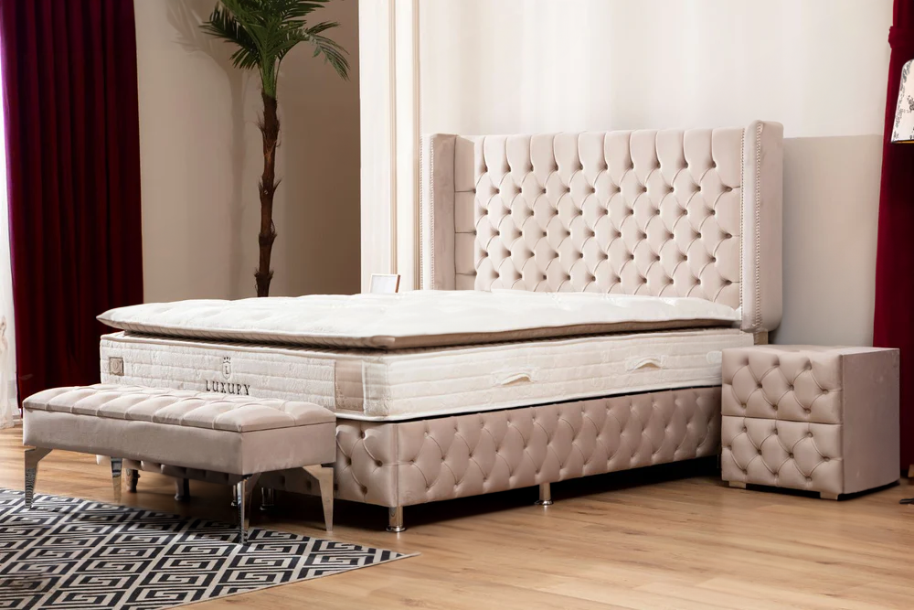 Lit Coffre CLOUTE Beige